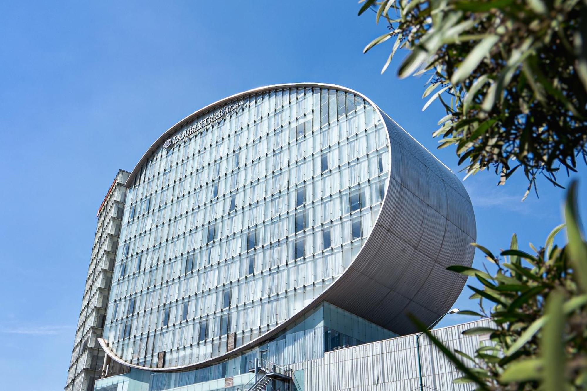 Doubletree By Hilton Mexico City Santa Fe Exterior photo