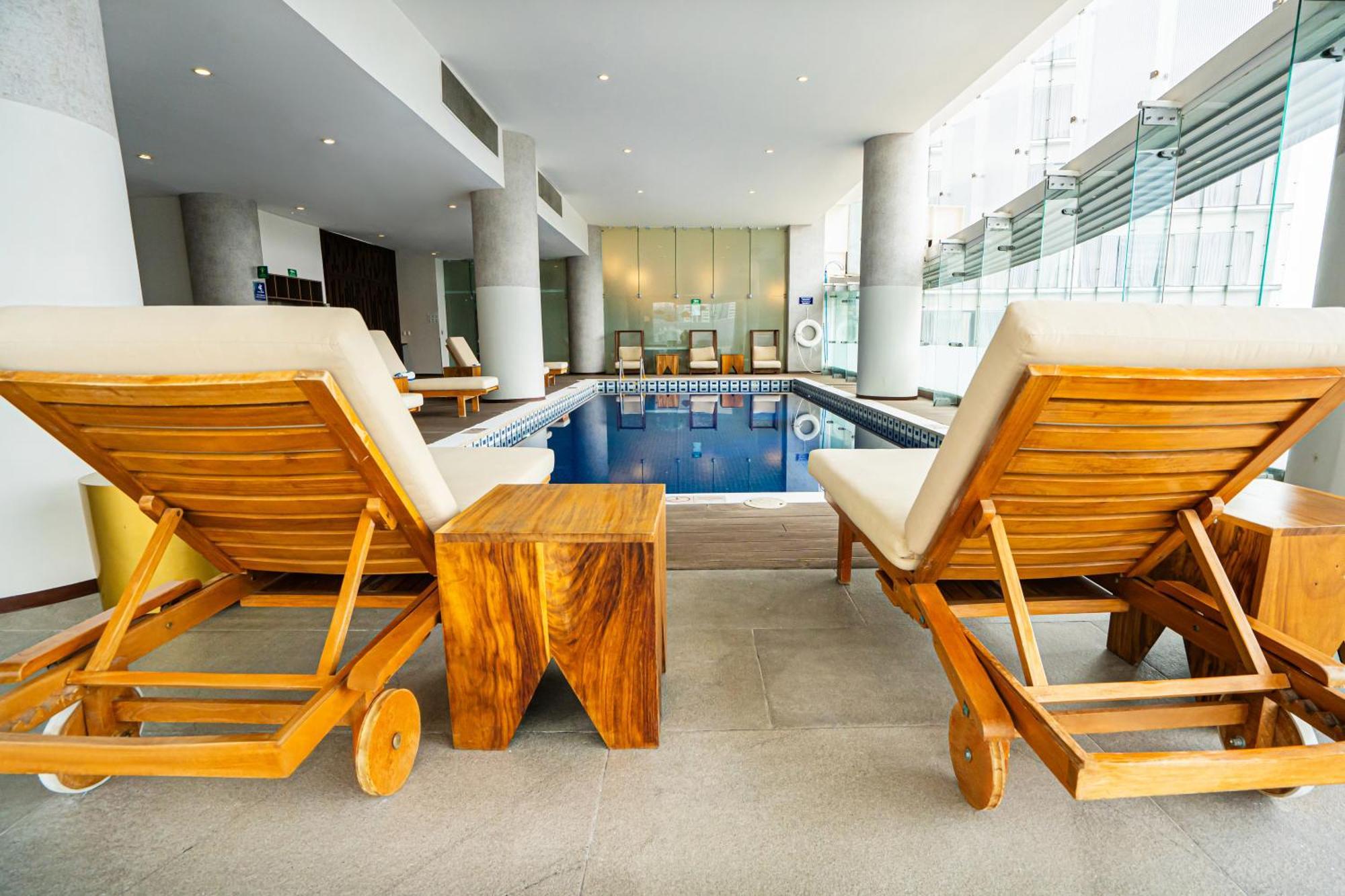 Doubletree By Hilton Mexico City Santa Fe Exterior photo