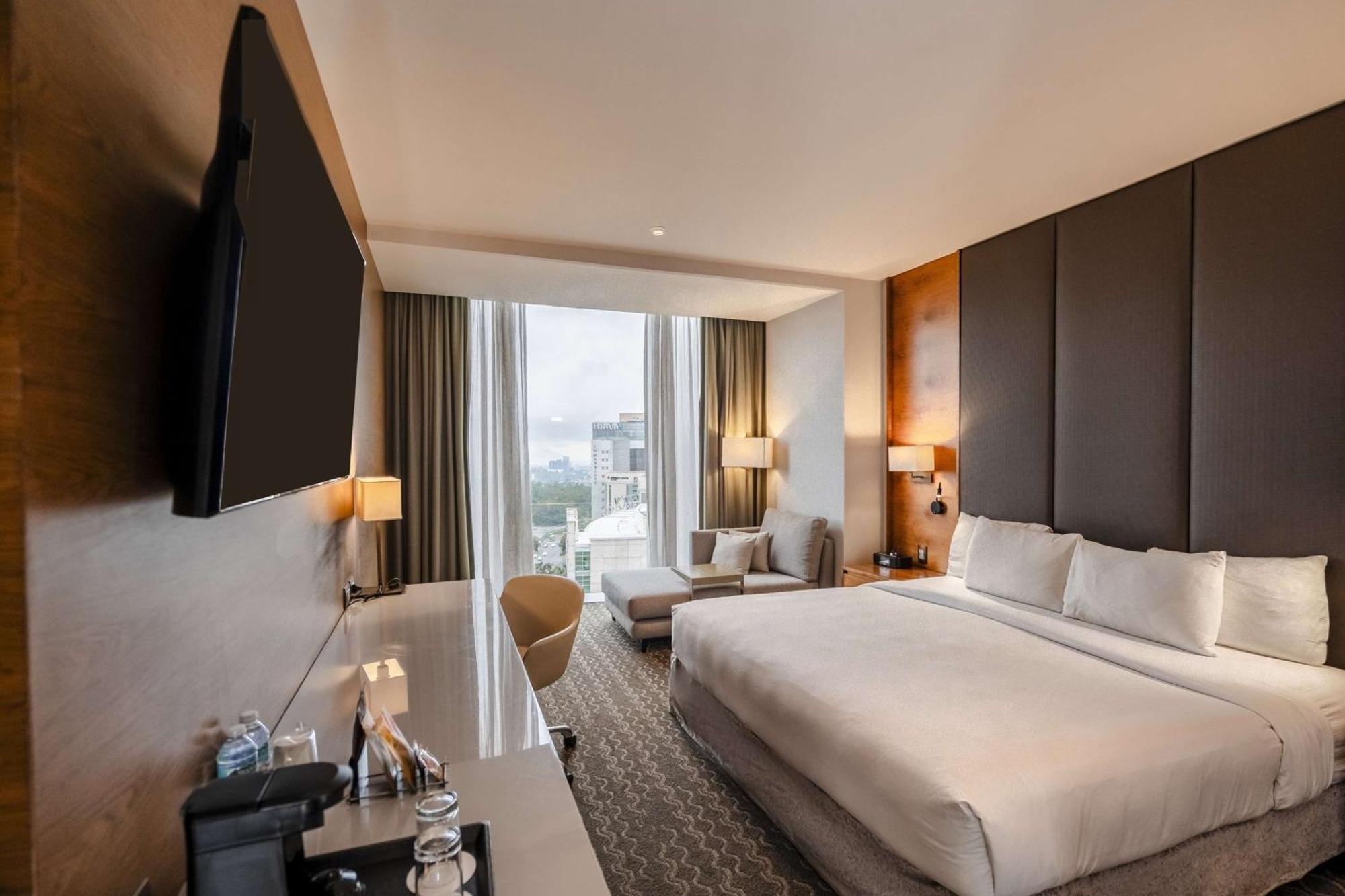 Doubletree By Hilton Mexico City Santa Fe Exterior photo